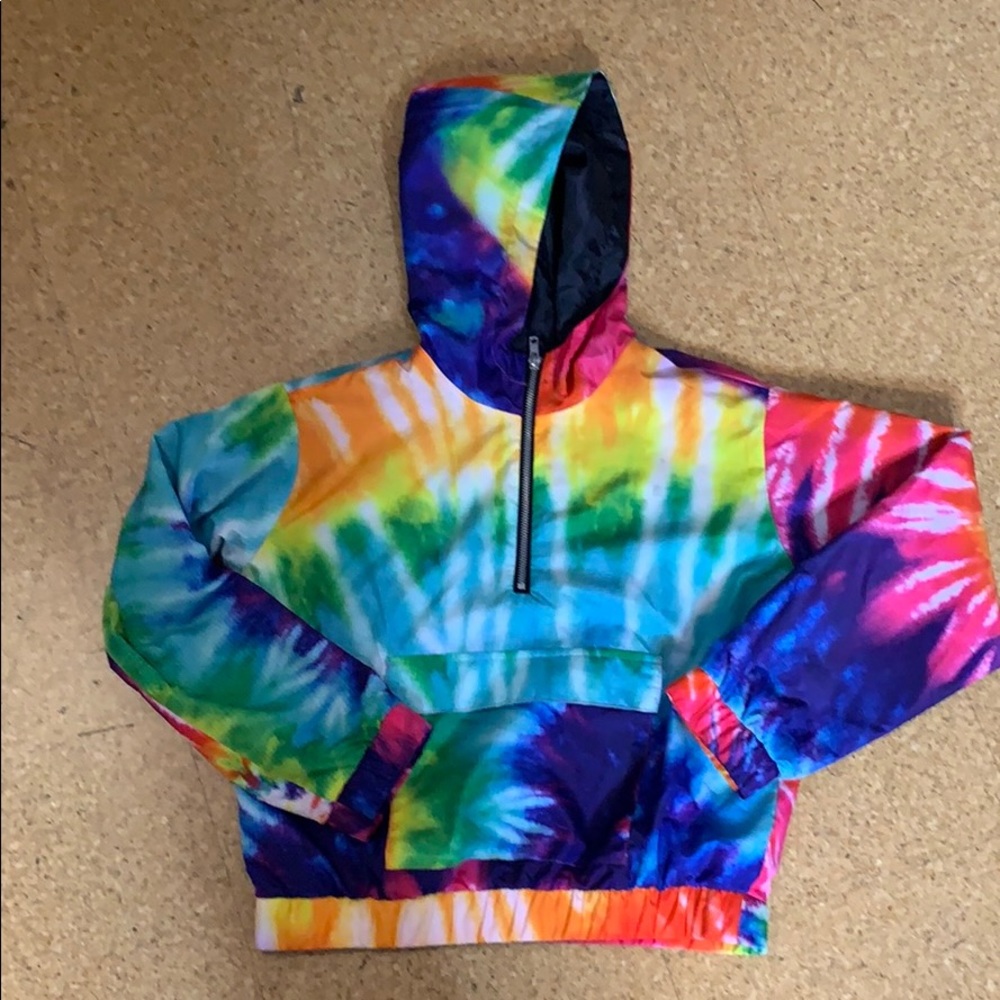 Tie dye wind breaker